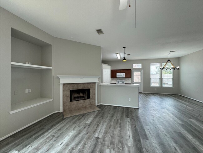 Photo - 13196 Miller Ln