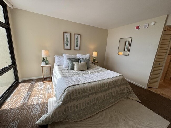 Photo - 1600 Ala Moana Blvd