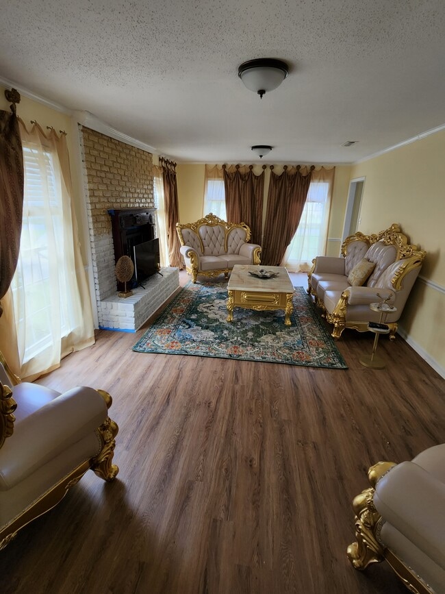 Photo - 726 Springdale Woods Dr