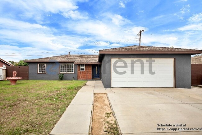 Building Photo - 2335 Logan St