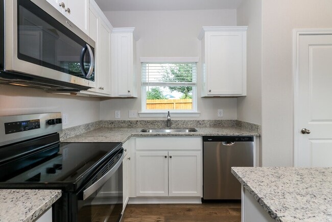 Photo - 206 Emma Rose Dr