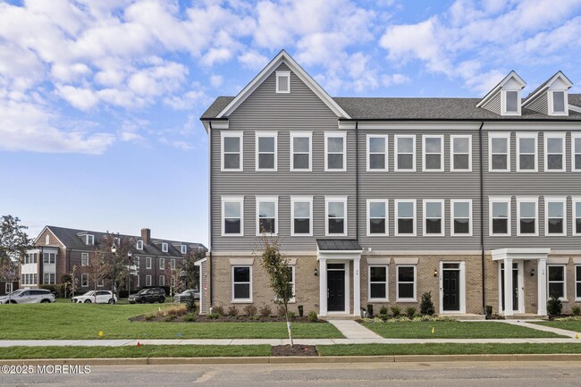 Building Photo - 20 Barton Ave