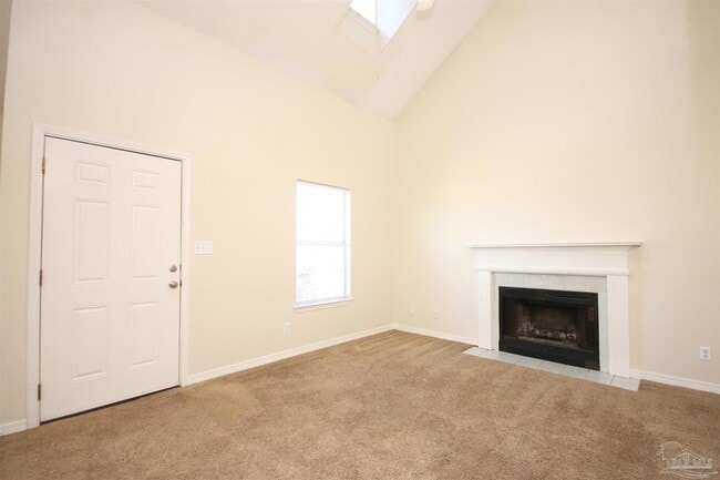 Photo - 7033 Weatherwood Dr