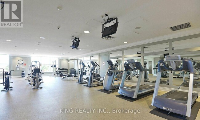 Photo - 25 Kingsbridge Garden Cir Unit 627