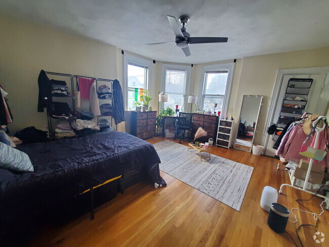 Building Photo - 234 Cypress St Unit U2 Rental
