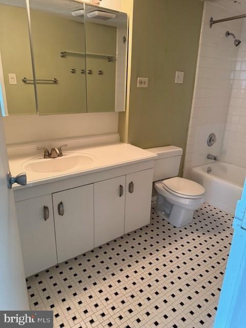 Photo - 604 S Washington Square Unidad 809