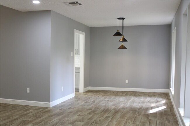 Photo - Beautiful 4-bedroom, 2-bath home