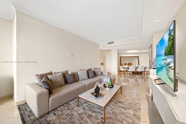 Photo - 848 Brickell Key Dr Unit 201