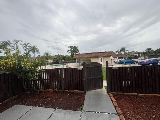 Photo - 2130 Sherwood Forest Blvd Unit 2130 Sherwood Forest Blvd #14