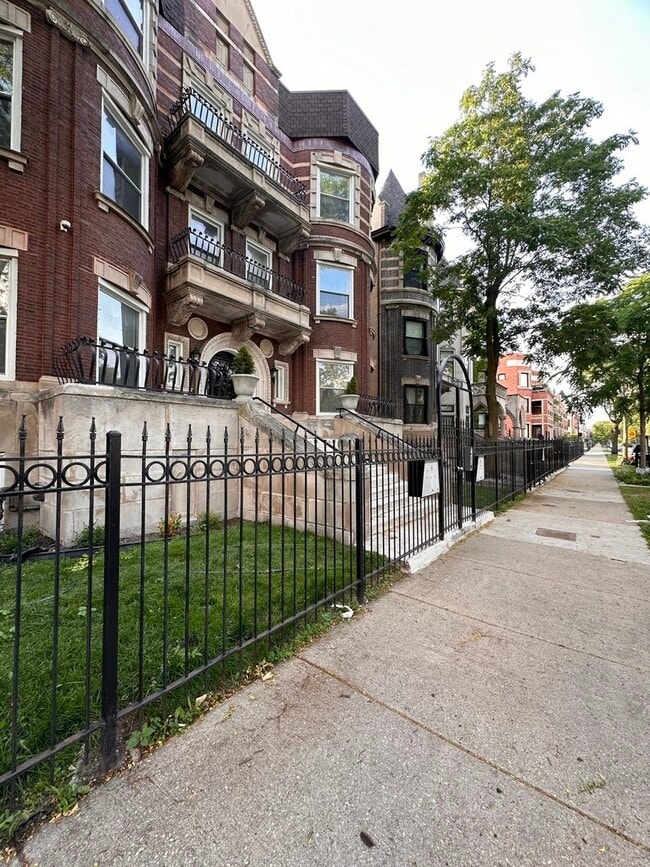 Photo - 4518 S King Dr Condo Unit 1A