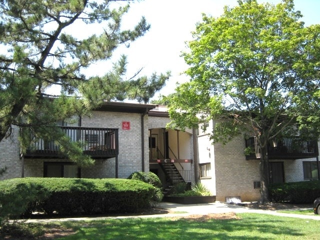 Primary Photo - Valley View Gardens II