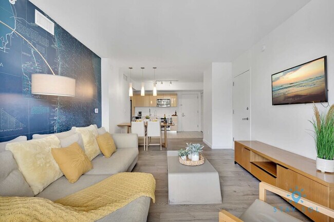 Building Photo - 2602 E Hallandale Beach Blvd Unit ID1227329P Rental