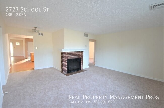 Photo - 2723 School St