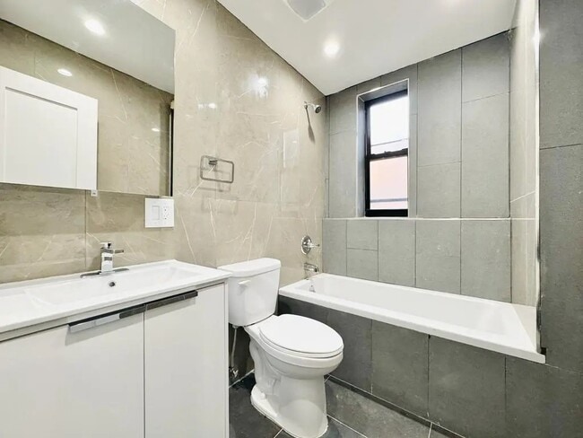 Photo - Furnished room/NOT APARTMENT Unit 1D