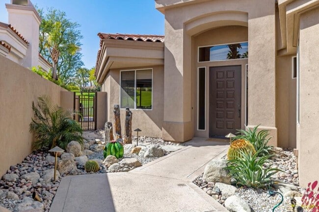 Photo - 293 Desert Holly Dr