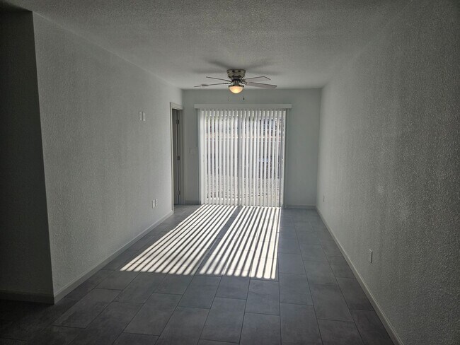 186 Palm Ave Unit 186 Palm Ave #2