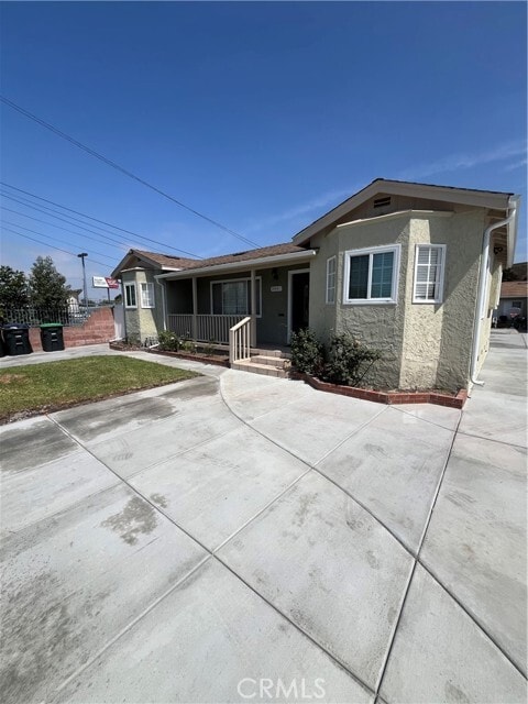 Photo - 9441 Beverly St