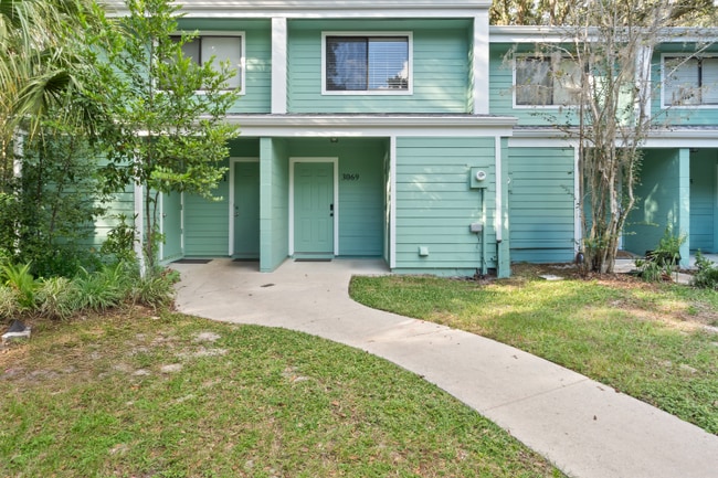 Photo - 3069 NW 28th Cir