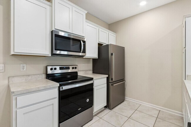Photo - 86928 Mainline Rd