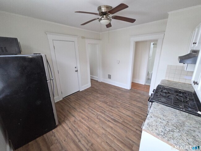 Photo - 174 Gorham Ave