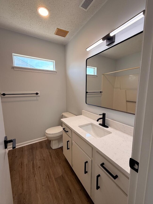 Photo - 103 Witten Cir