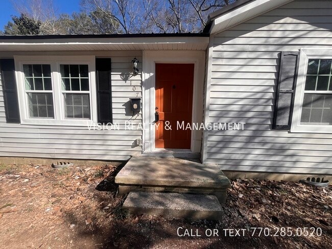 Photo - 107 Merrill St