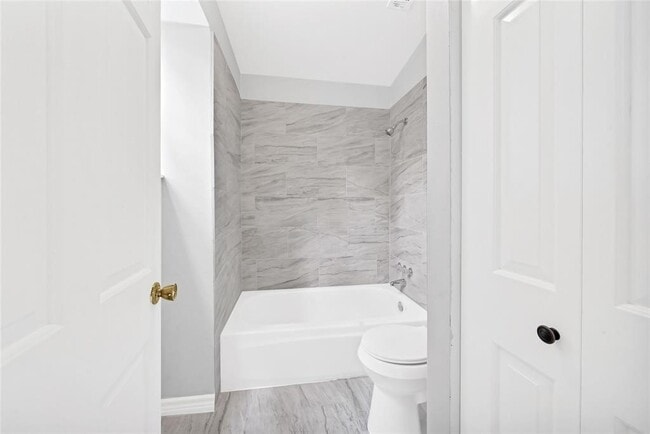 Photo - 18035 Rolling Creek Dr
