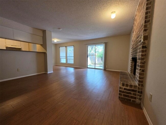 Photo - 11900 Alpheus Ave