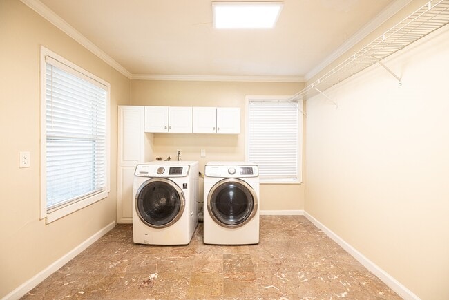 Photo - 4113 Edison St