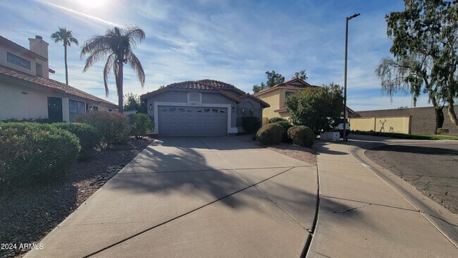 Photo - 8817 E Dahlia Dr