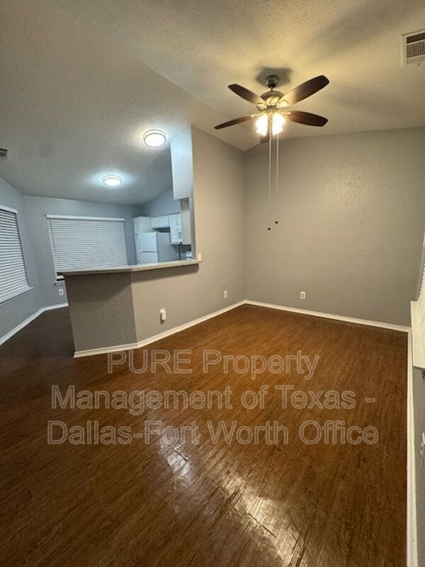 Photo - 810/203 Castleglen Drive