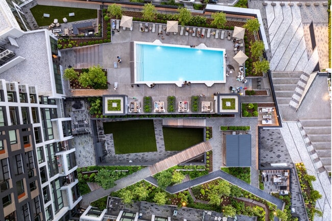 Building Photo - Heming Rental