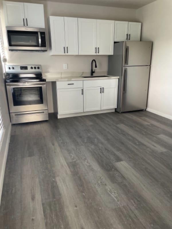 Building Photo - 925 E McKinley St Rental