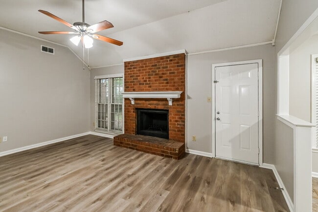 Photo - 4030 Birch Glen Dr