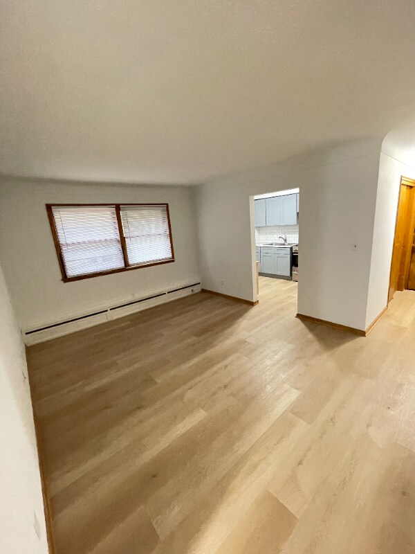 Photo - 616 Ivy Ave E Unidad 3