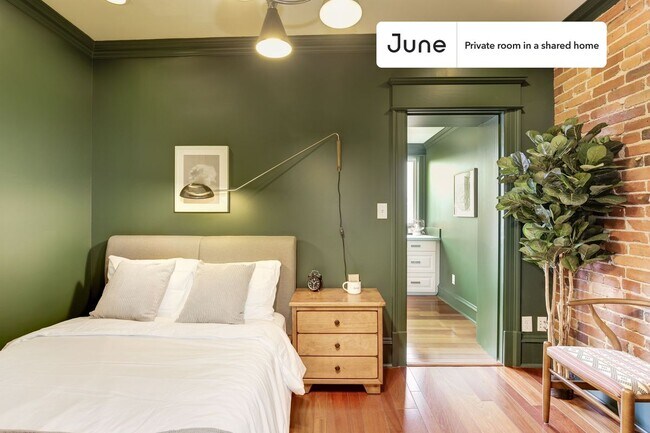 Photo - Room in Shared 4 bed/3 bath home Unidad D