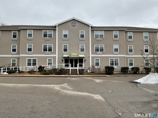 Building Photo - 82 Jerome Rd