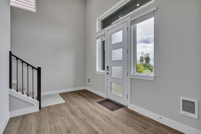 6711 122nd Pl SE