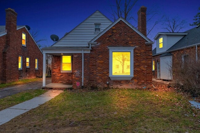 Building Photo - 5595 Cadieux Rd Rental