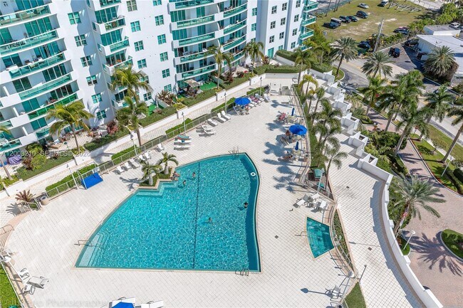 7900 Harbor Island Dr Unit PH23