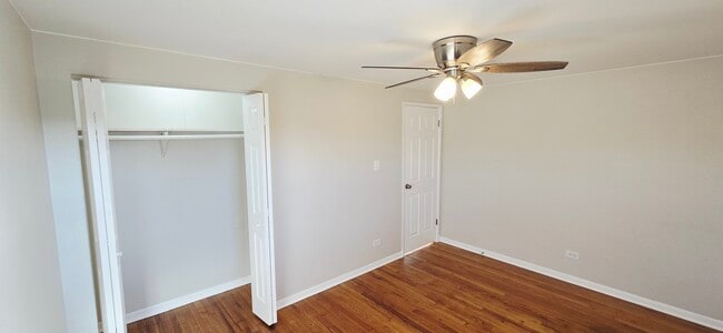 11011-11013 S Lloyd Dr