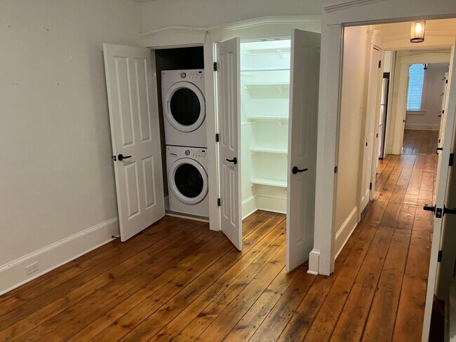 Photo - 26 E Vine St Unit Apt. 1