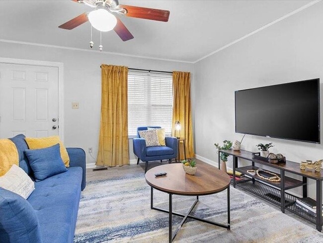 Photo - 1835 Portland Ave