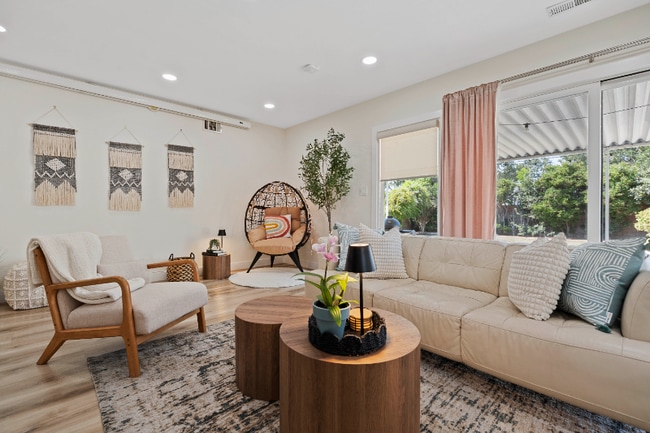 Photo - 1009 Catalina Ave Casa