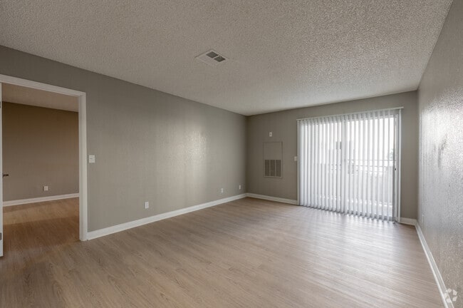 Palm Beach - Living Room