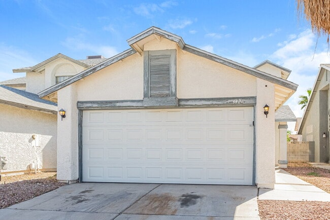 Building Photo - 4421 Mc Bride Dr