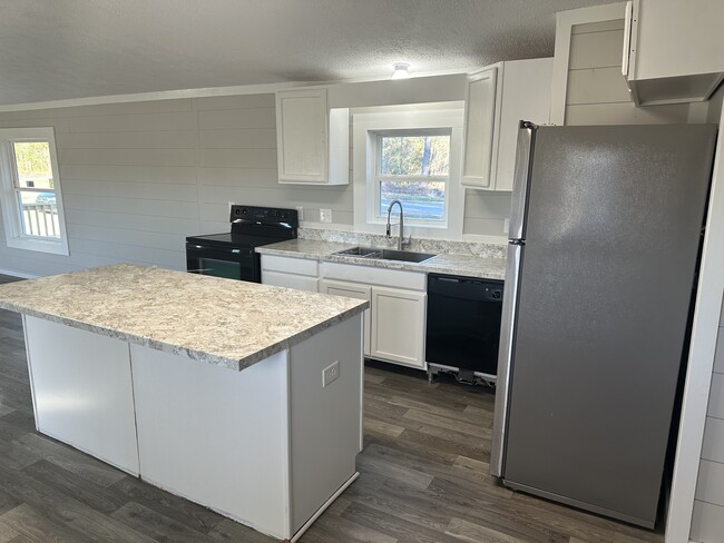 Photo - 4987 Page Rd