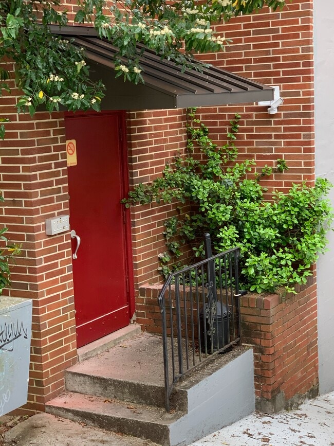 Photo - 668 Linwood Ave NE Unit 2