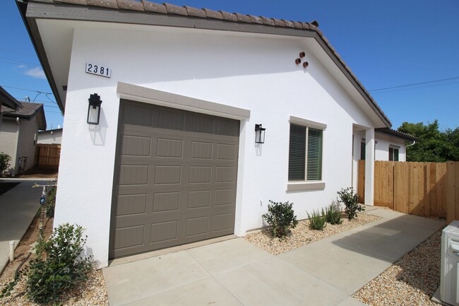 Photo - BRAND NEW 2BED/2BATH with SOLAR - Clinton/Arthur