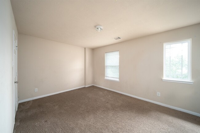 Photo - 19543 Otter Trail Ct